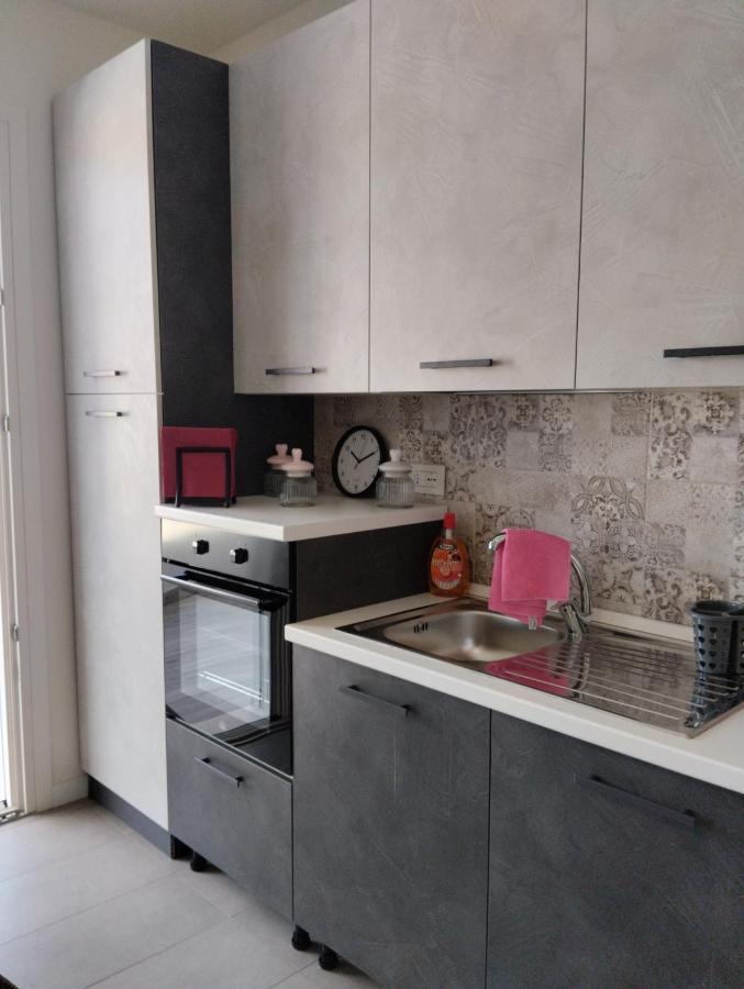 Gioja Suite Quartu SantʼElena Extérieur photo
