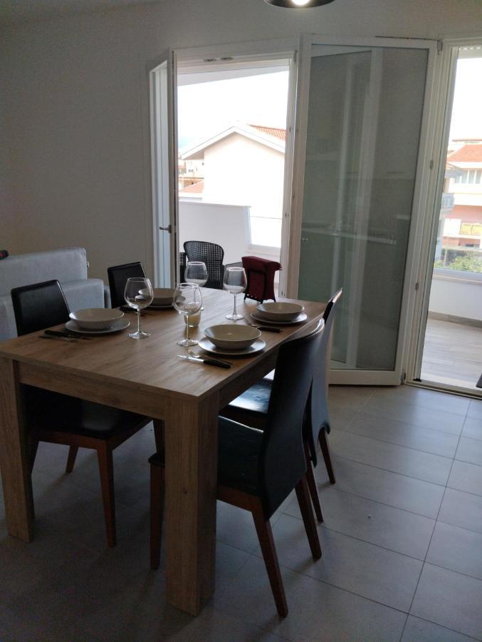 Gioja Suite Quartu SantʼElena Extérieur photo